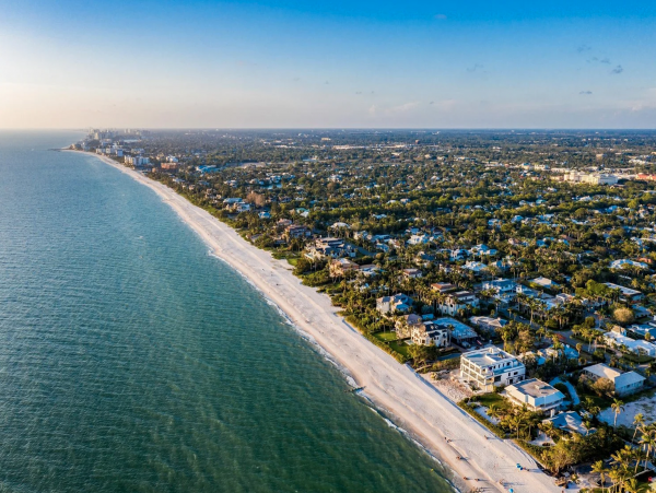 Beachfront Luxury Vacation Home in Naples Sleeps 10